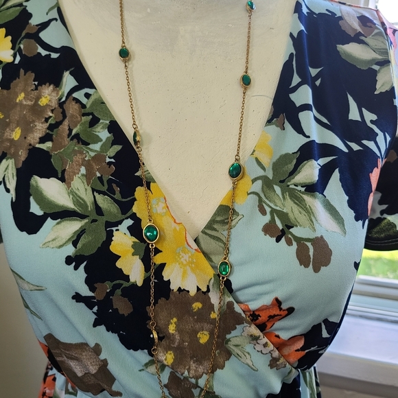 Ardene Long Necklace and Earrings - Picture 3 of 3